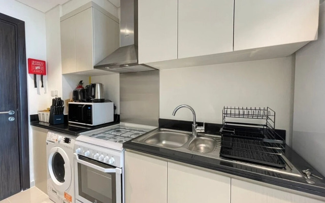 Damac Hills Studio with City View