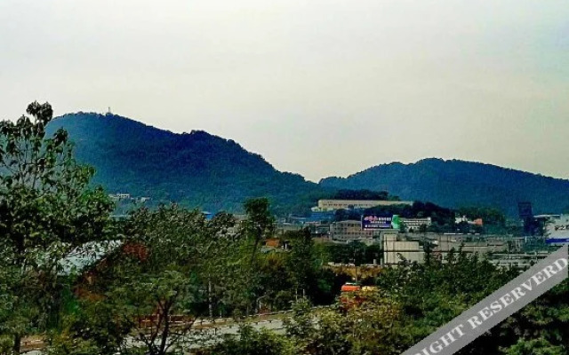 Yuefan Hostel