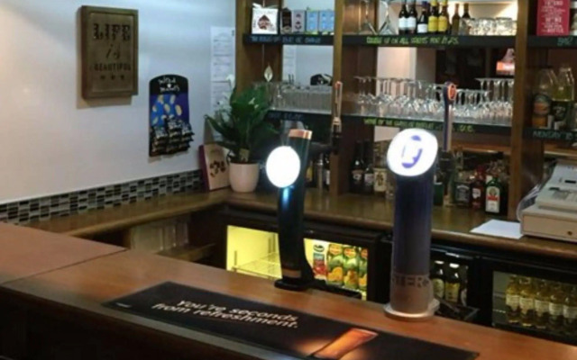 Melbourne House Hotel