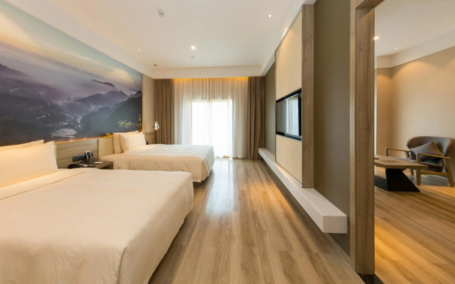 Atour Hotel (Chongqing Hongyadong Riverside)