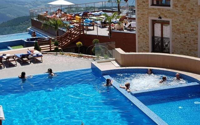 Milmari Resort Lux H-1