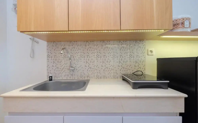 Simply Design Studio Room Evenciio Margonda Apartment