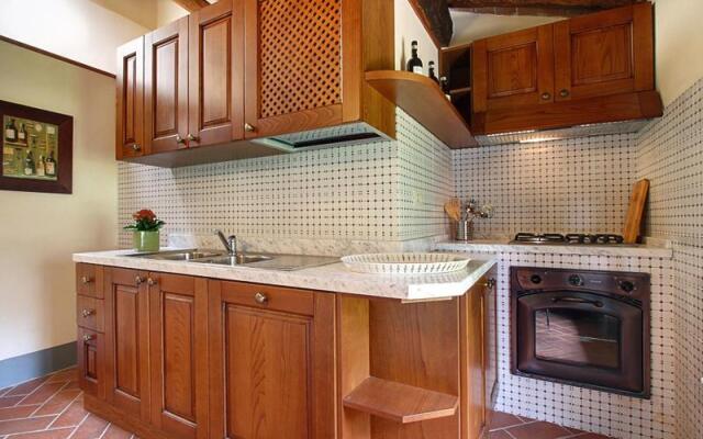 Casaglia 2 · Apartment With Shared Pool