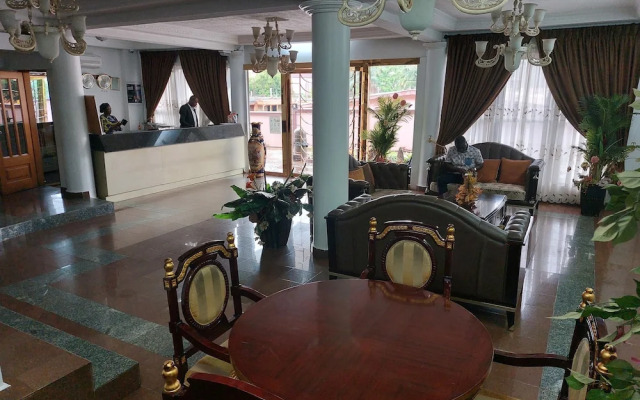 Miklin Hotel