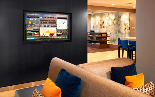 Courtyard by Marriott Cincinnati-Covington