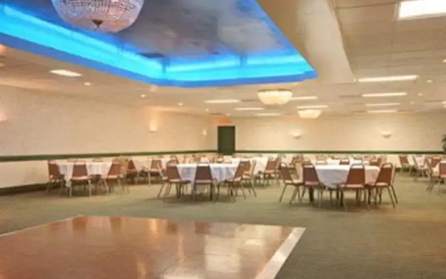 Ramada Rivers Edge Conference Center Roanoke
