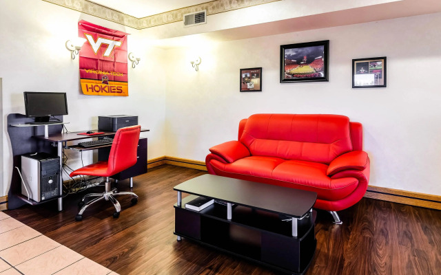 Econo Lodge Christiansburg-Blacksburg I-81