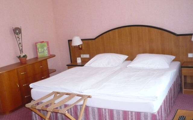 Hotel Orbtal