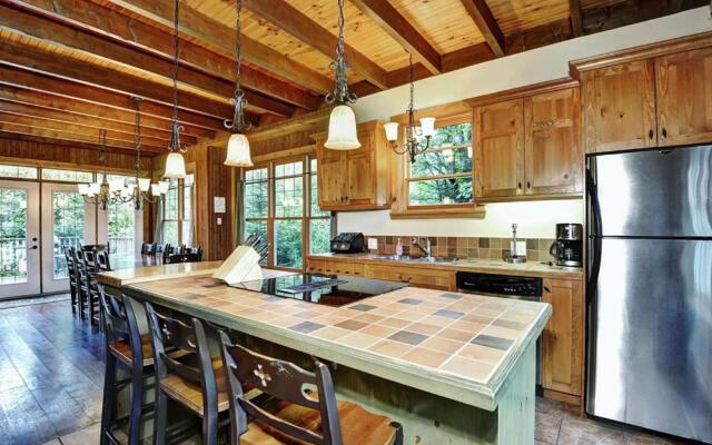 Chalets Alpins - 9019 Chemin des Alpages