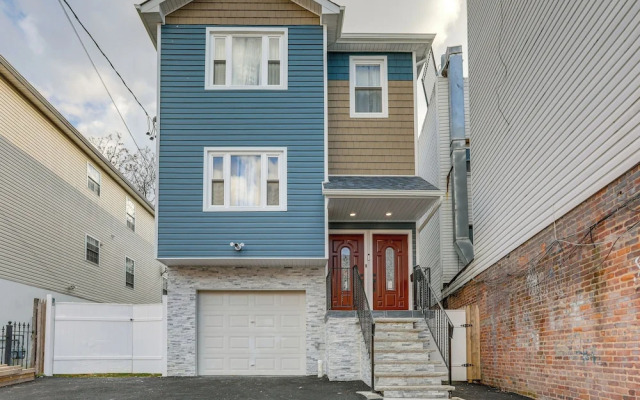 Irvington Vacation Rental ~ 20 Mi to Manhattan!