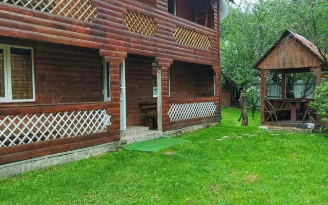 Окремий еко-котедж "Попівун"