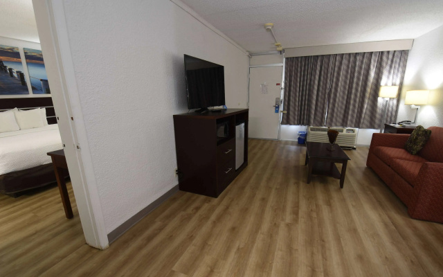 Days Inn by Wyndham Stuart