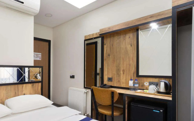 Grand Margarita Hostel