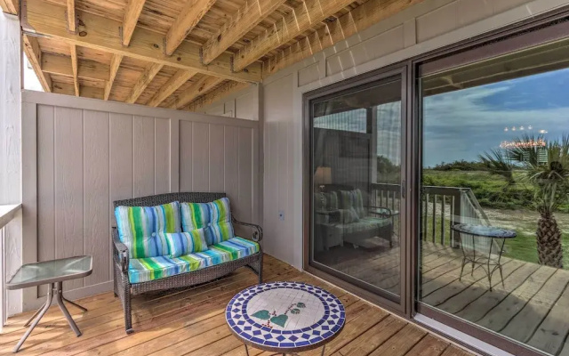 Harbor Island Beach Retreat - Steps to Ocean!