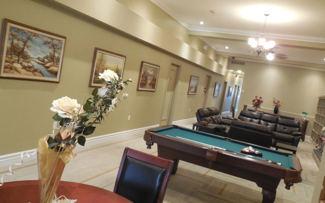 Balsam Suites Boutique Inn & Residence