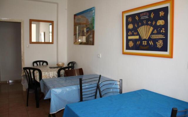 Ga'aton Motel