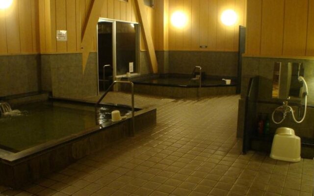 Kumamoto Capsule Hotel - Hostel, Caters to Men