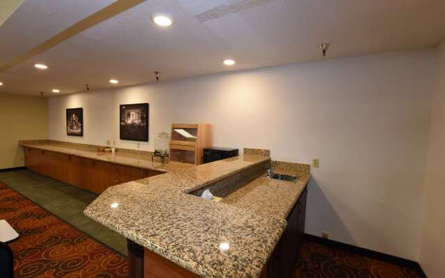 Best Western Plus Ahtanum Inn