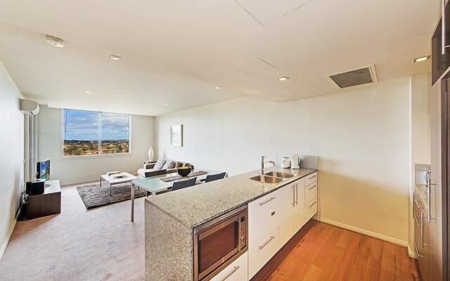 Wyndel Apartments - Harbour Watch