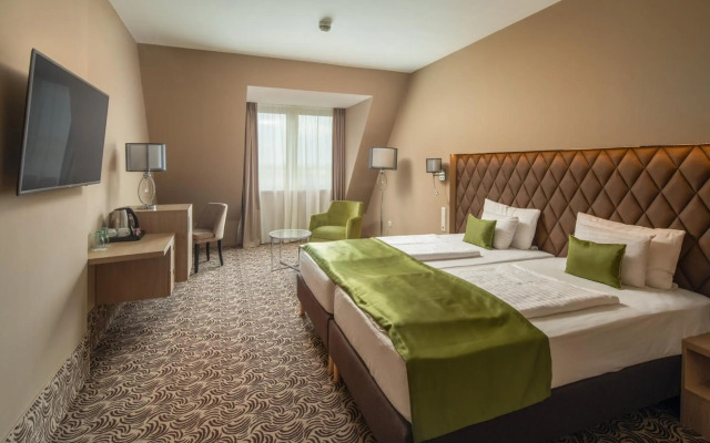 Greenfield Hotel Golf & Spa
