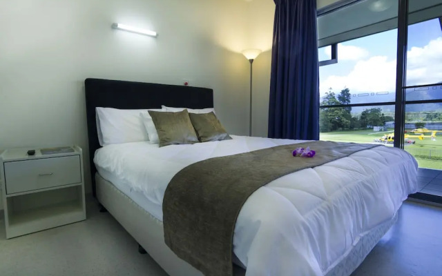 Crossroads Hotel Lae