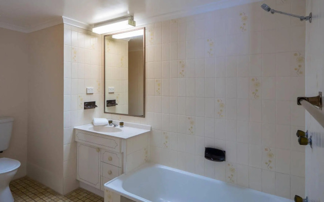 Southern Cross Apartments