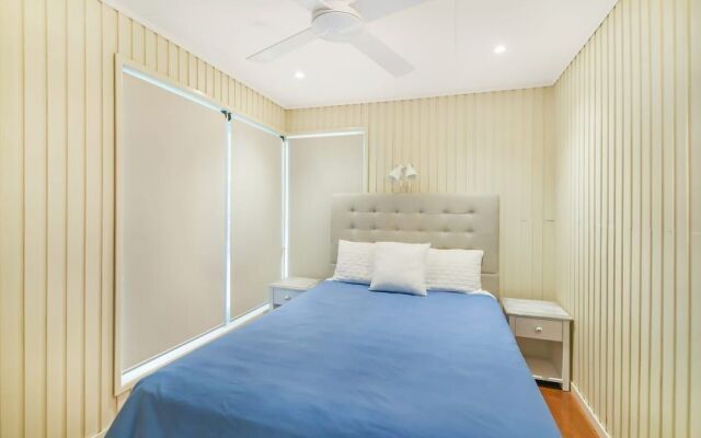 Summer Place - 24 Shearwater Street