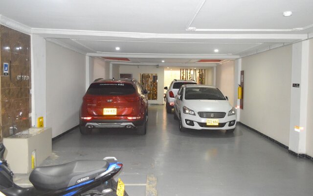 Hotel H21