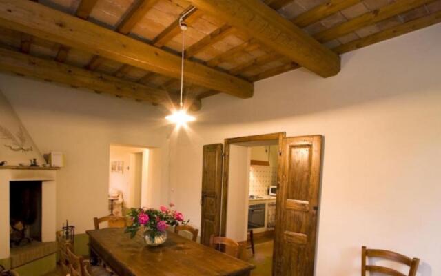 Ovello Farmhouse in a Splendid Position-ovello