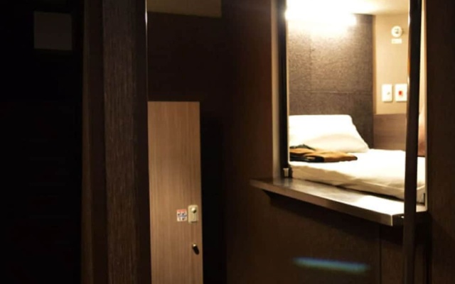 Bizcourt Cabin Susukino - Caters to Men – Guest Rooms – Sapporo