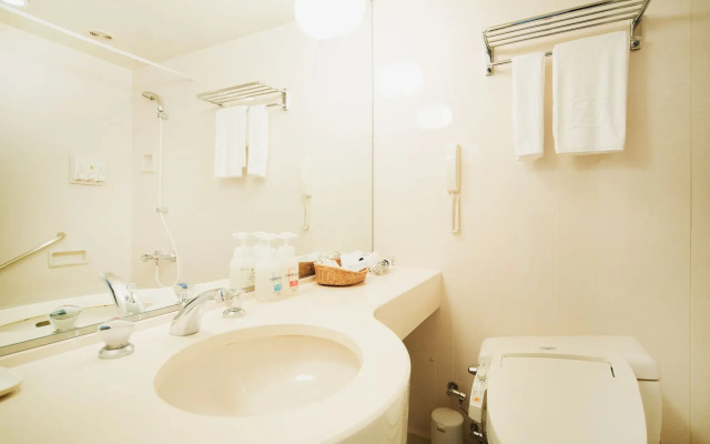 Rembrandt Hotel Ebina