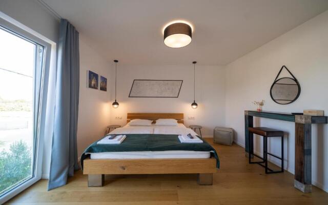 Villa Elani - Stylish And Modern 6B Seaview Villa