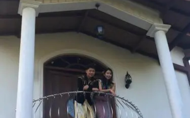 hotel central highway