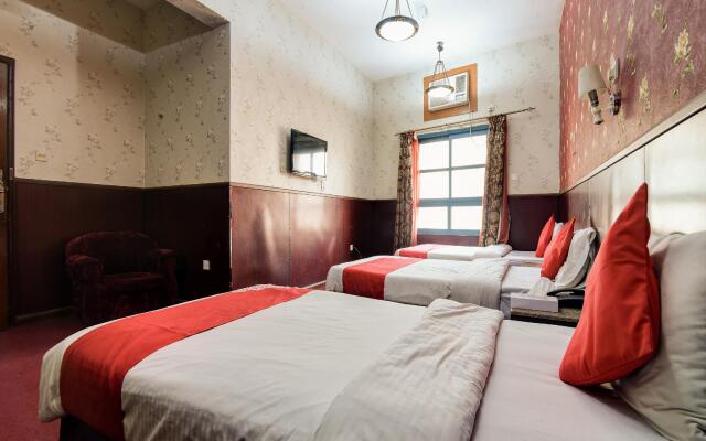 OYO 271 Parasol Hotel