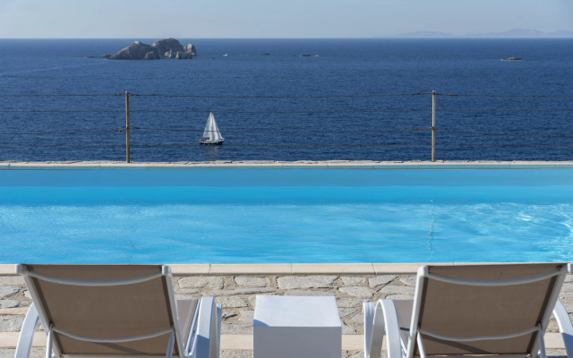 Archipelagos Resort & Villas