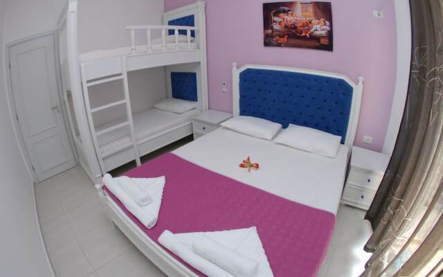 Wave Apartments Sarande