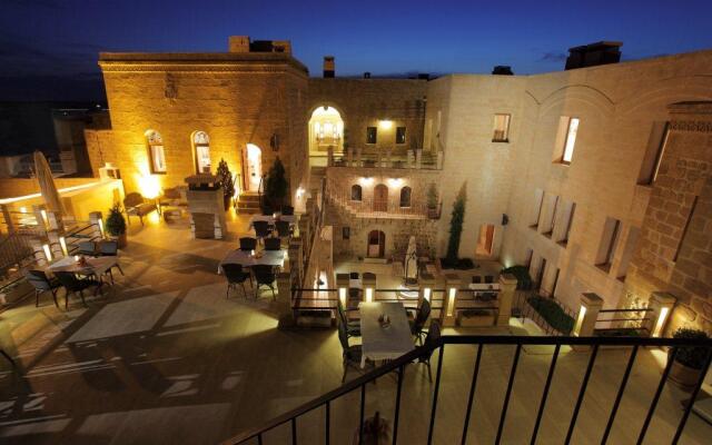 Kasri Nehroz Otel