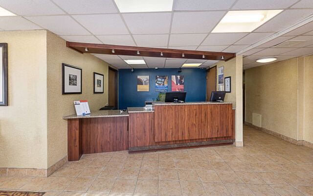 Motel 6-Moline, IL