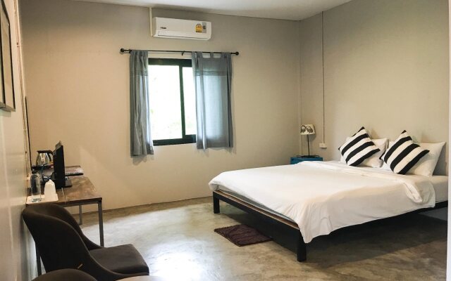 Nokhook House Trang - Hostel