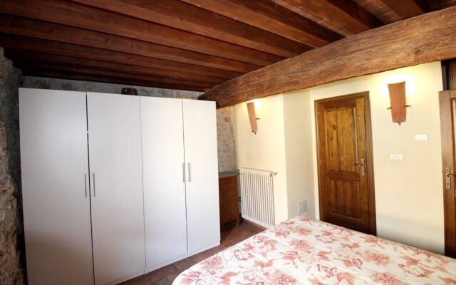 Apartment With 2 Bedrooms in Montepescali, With Wonderful City View -
