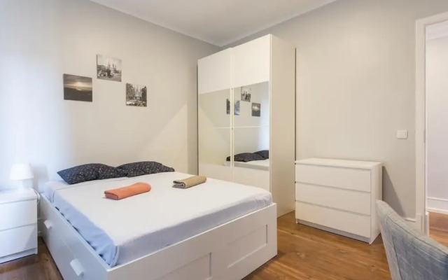 Room Gani