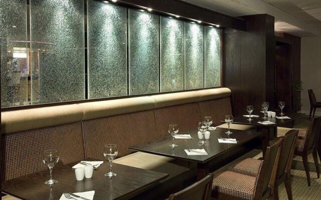 Premier Inn Manchester Trafford Centre West