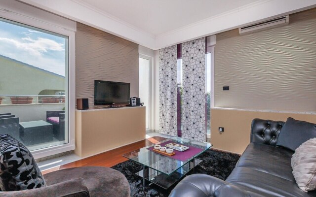 Awesome Home in Crikvenica With Wifi and 4 Bedrooms