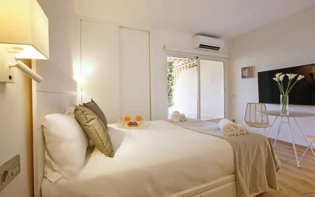 Benal Beach Terrace by Madflats Collection