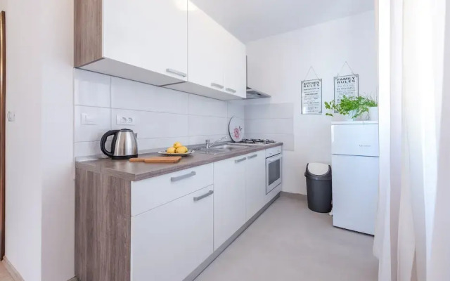 Apartments Made 4U