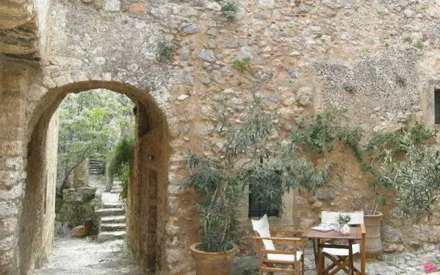 Telesilla Monemvasia Castle House