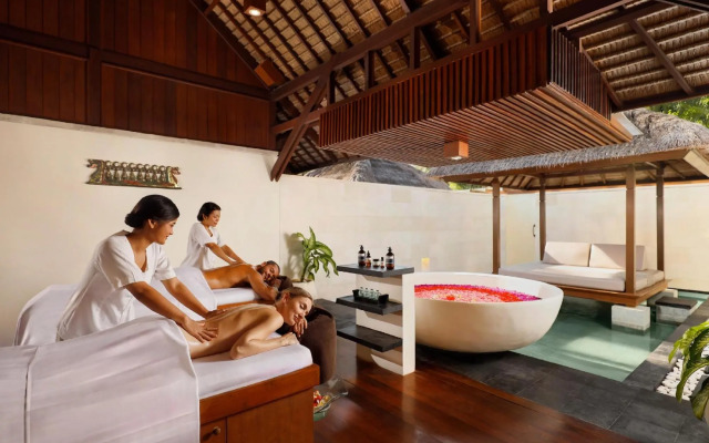 Nusa Dua Beach Hotel and Spa 