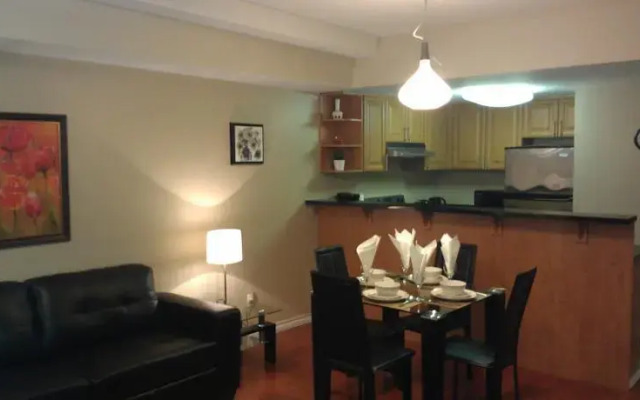 Red Maple Suites - Toronto