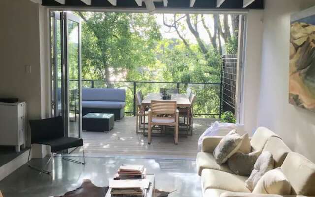 Modern 2 Bed Townhouse On CBD Fringe