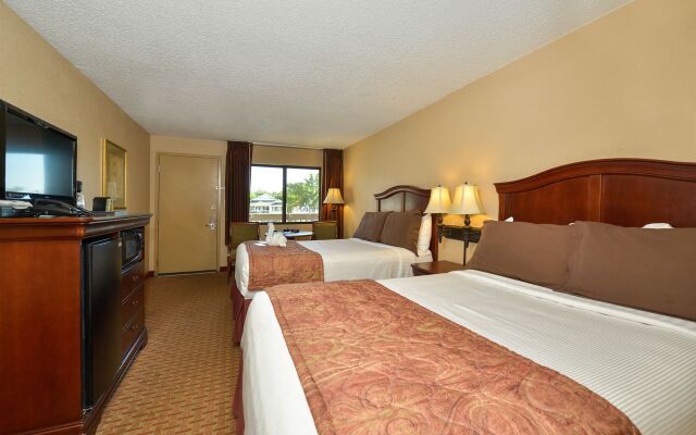 Best Western Plus Landing View Inn & Suites